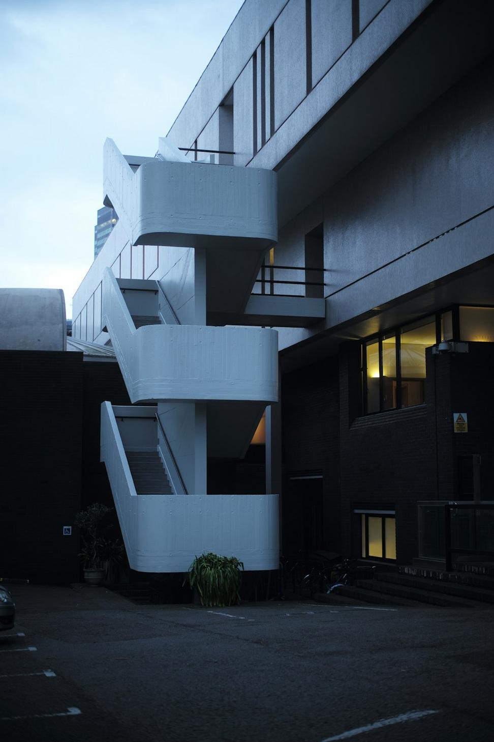 Frostwyn Realm Office